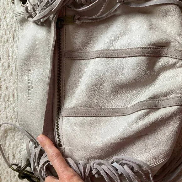 Liebeskind Vintage Crossbody Fringe Shoulder Bag Danielle EUC - Picture 4 of 8